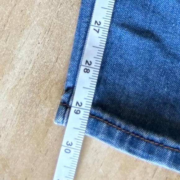 Free People Distressed Blue Jeans SZ 29 29 1/2 inseam - Picture 6 of 6